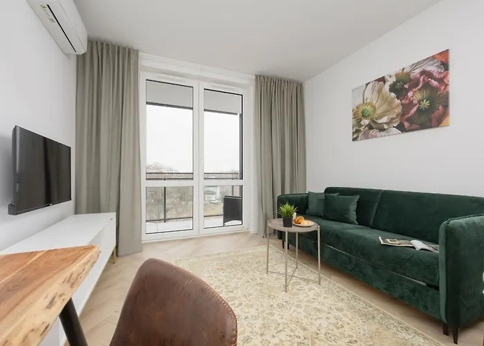 Modern With Balcony Near Aleje Jerozolimskie By Renters Apartament Warszawa