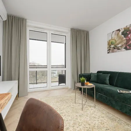 Modern With Balcony Near Aleje Jerozolimskie By Renters 아파트 바르샤바