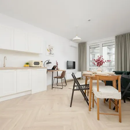 Lägenhet Modern With Balcony Near Aleje Jerozolimskie By Renters