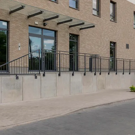 Modern With Balcony Near Aleje Jerozolimskie By Renters Lägenhet